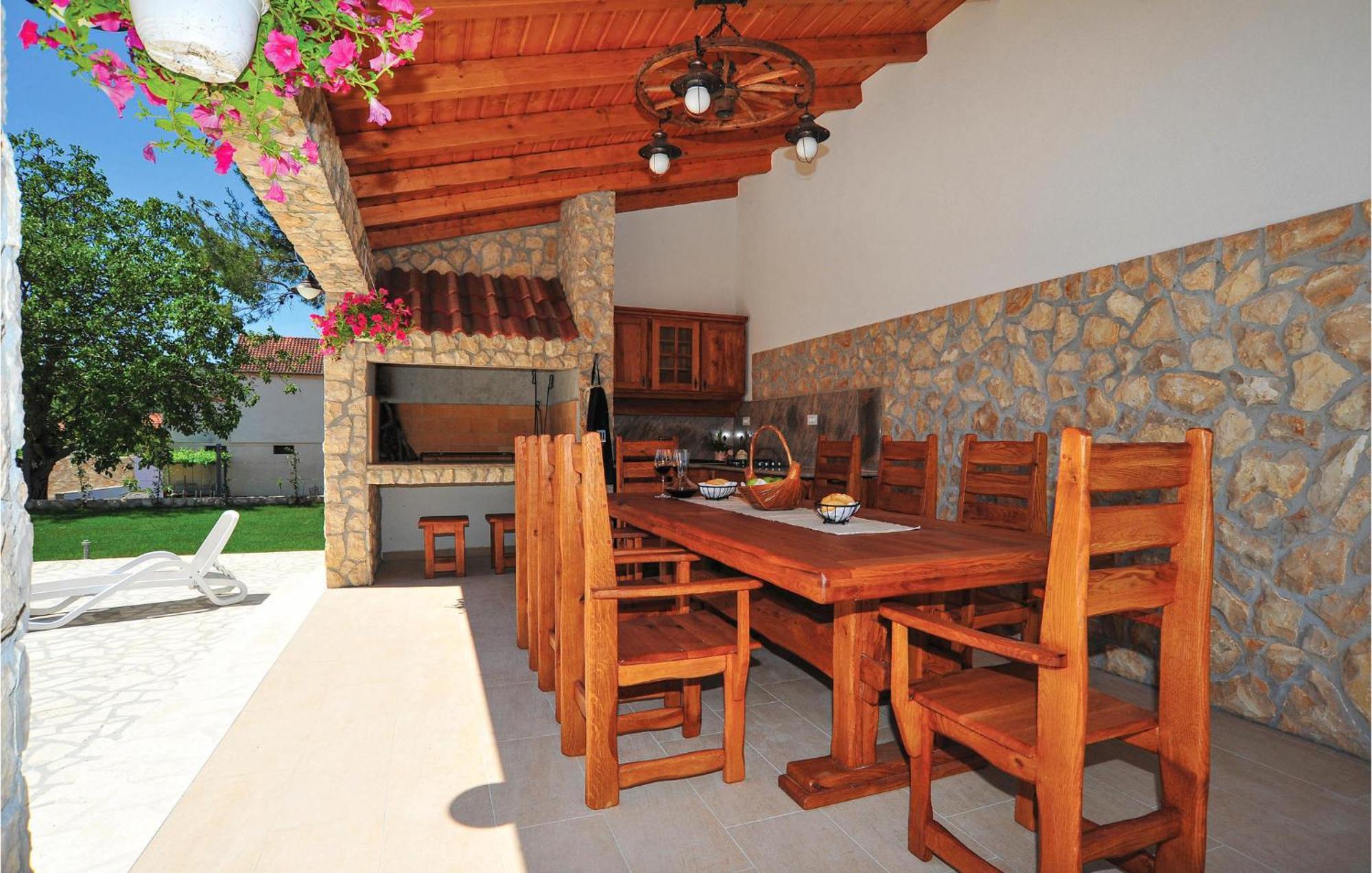 Lovely Home In Sibenik With Wifi Exterior foto